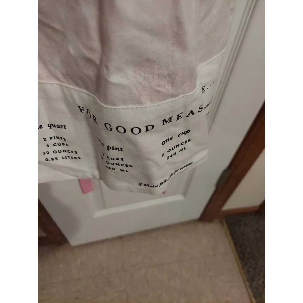 Kate Spade Pink and Red Hearts Valentine's Apron 33